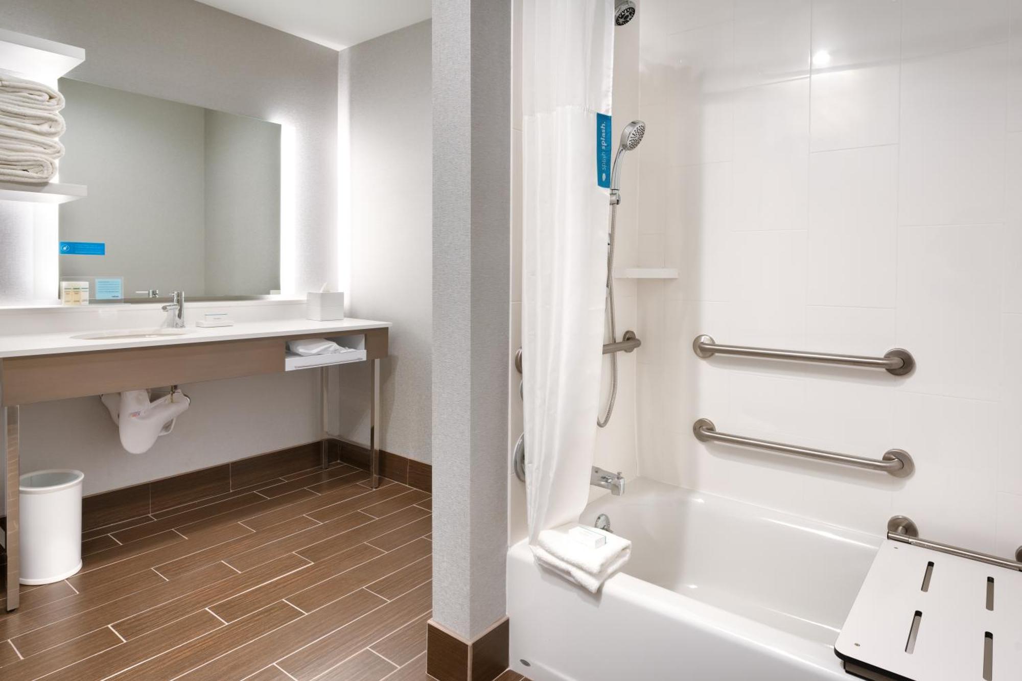 Hampton Inn & Suites Anaheim Resort Convention Center Ngoại thất bức ảnh
