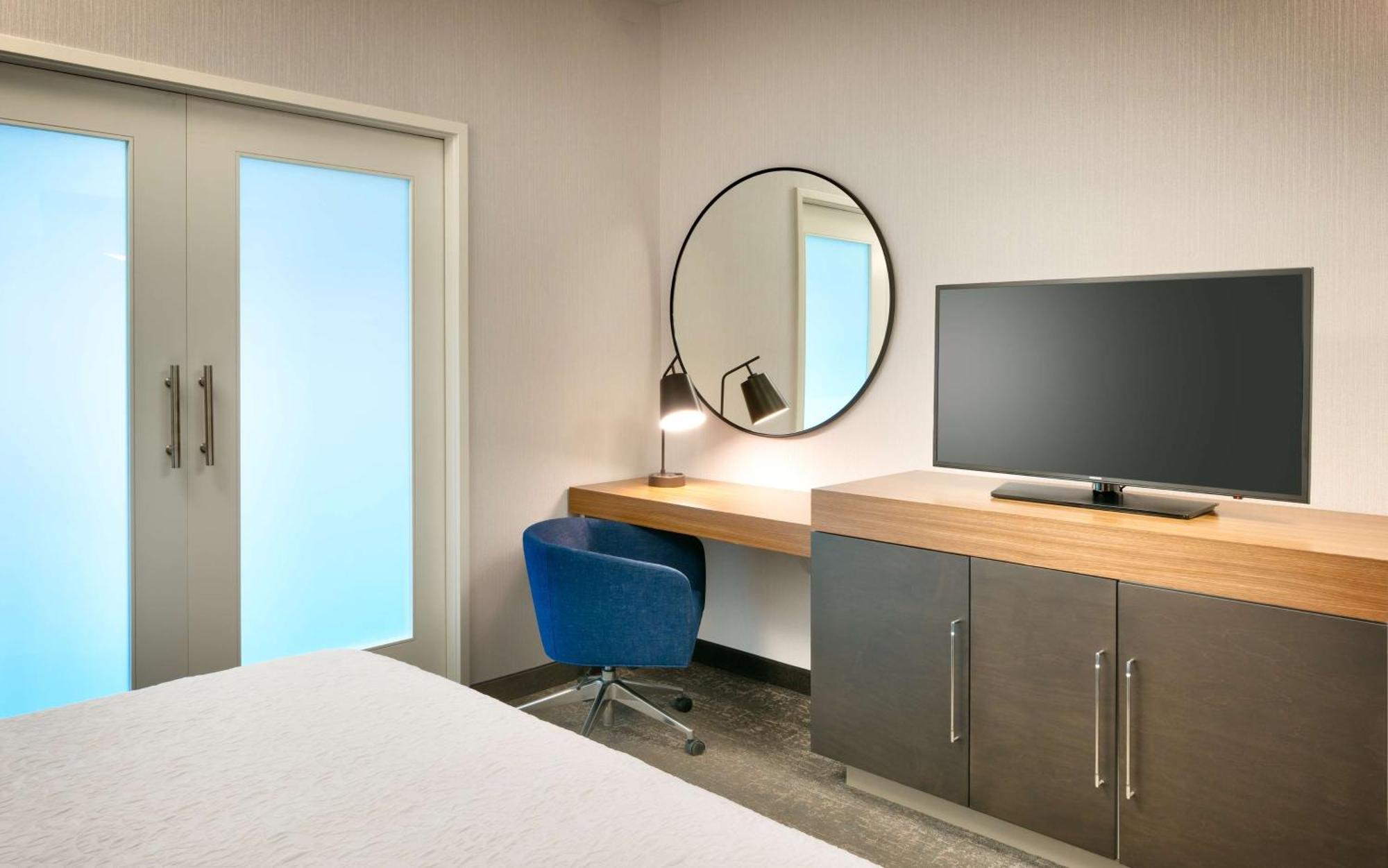 Hampton Inn & Suites Anaheim Resort Convention Center Ngoại thất bức ảnh
